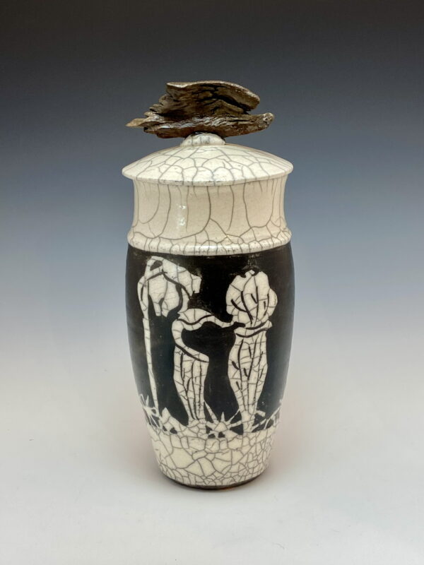 Pitcher Plant Vase with Lid
